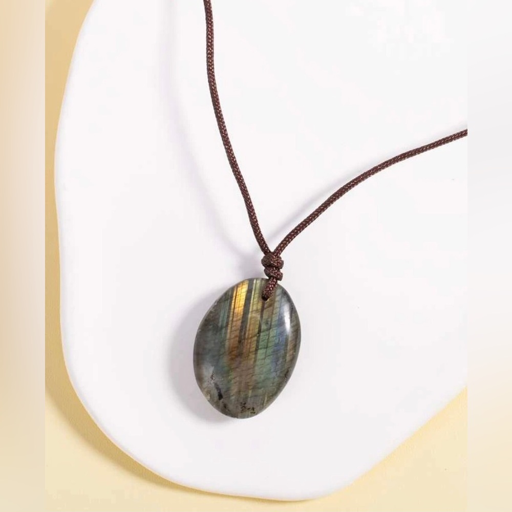 Labradorite Rainbow Flash Large Oval Palm Stone Natural Gemstone Crystal Pendant - Picture 5 of 16